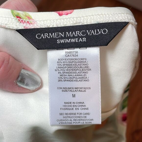 Carmen Marc Valvo Bikini, tie front floral, 2 piece set, Medium - Picture 8 of 13
